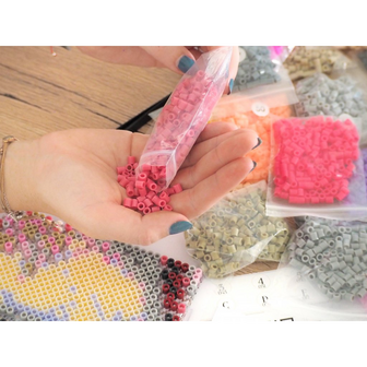 Iron-on bead set Flowers in basket